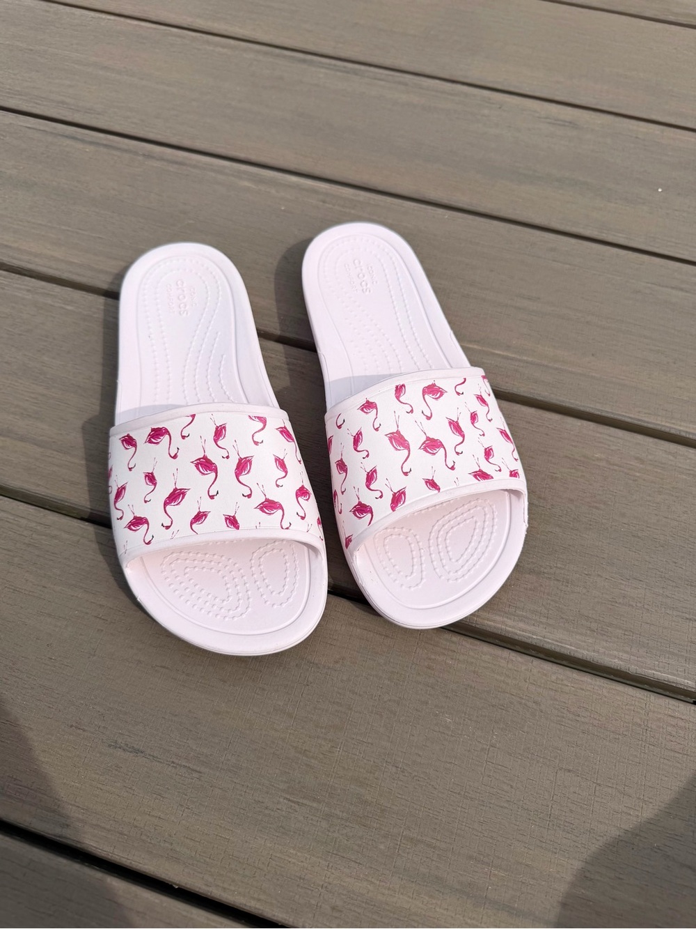 Crocs Sloane Pink Flamingo Print Slides Sandals  Women's Size 8 Summer Pool EUC